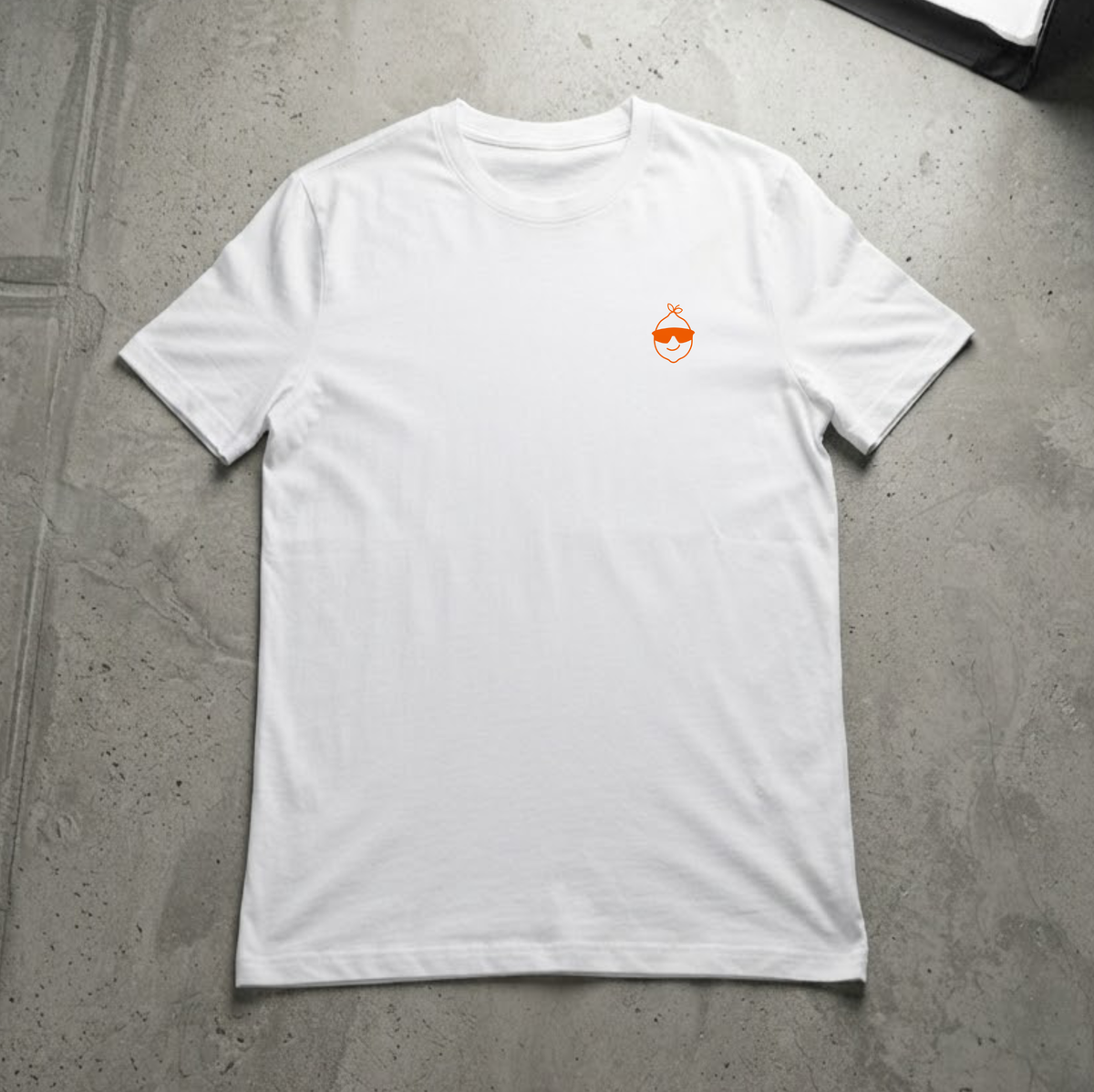 Hola Tee (Classic Fit)